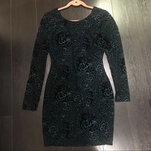 Guess velvet green/ black long sleeve dress